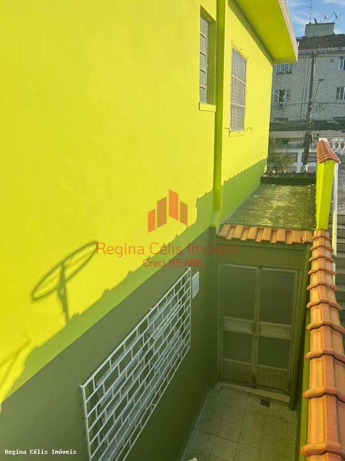 Casa à venda com 3 quartos, 2 banheiros, 2 vagas e 180m² no Vila Cascatinha, São Vicente (SP) — foto 4 de 27
