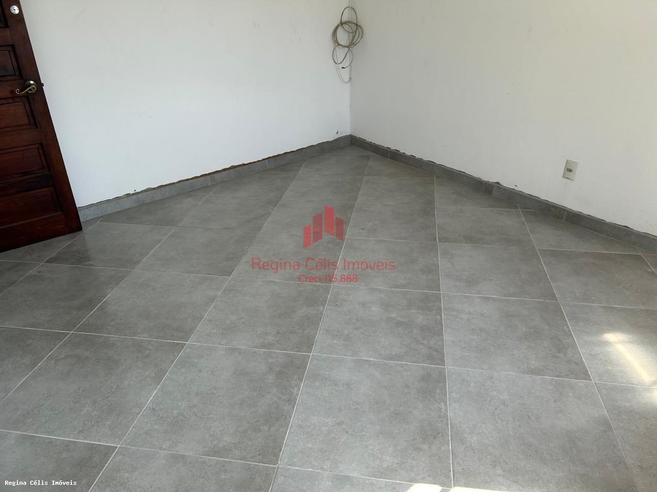 Casa à venda com 3 quartos, 2 banheiros, 2 vagas e 180m² no Vila Cascatinha, São Vicente (SP) — foto 19 de 27
