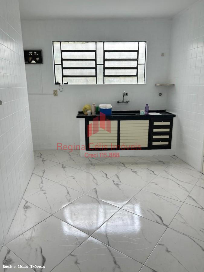 Casa à venda com 3 quartos, 2 banheiros, 2 vagas e 180m² no Vila Cascatinha, São Vicente (SP) — foto 23 de 27